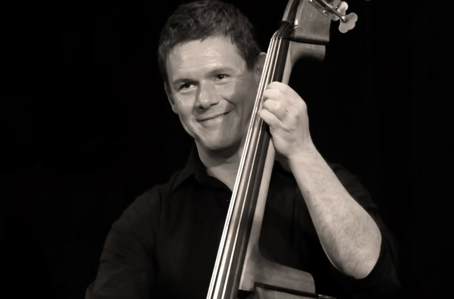 Erik Applegate, Vocals, with Dana Landry & Friends